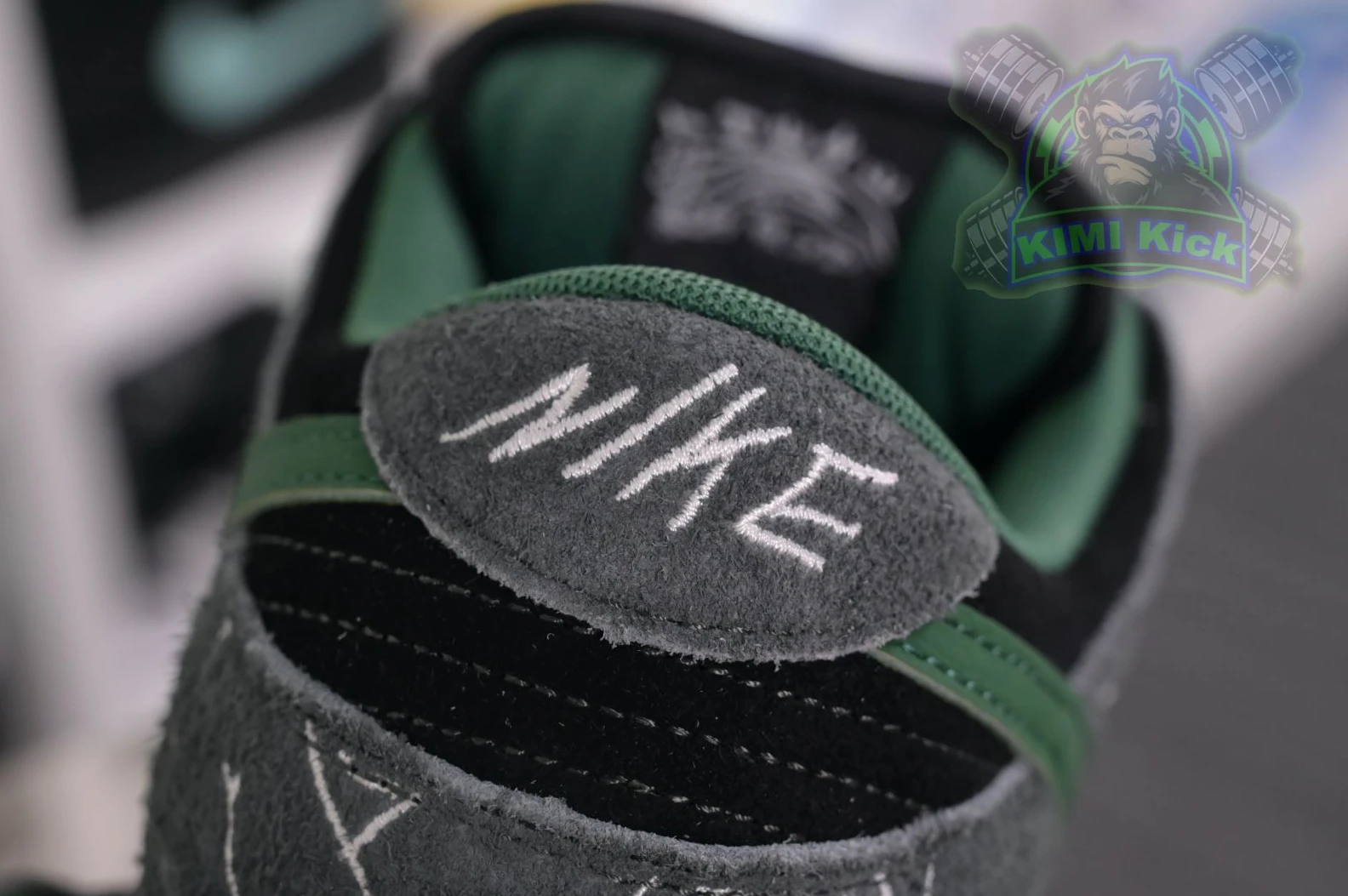 GoAnywhere Kimikick There Skateboards x Nike Dunk SB 3395