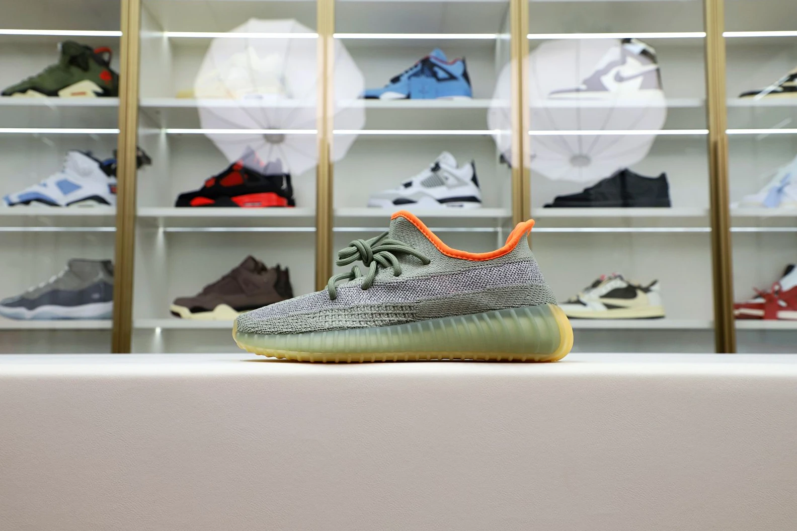 GoAnywhere Kimikick YEEZY BOOST 350 V2 'DESERT SAGE' 63