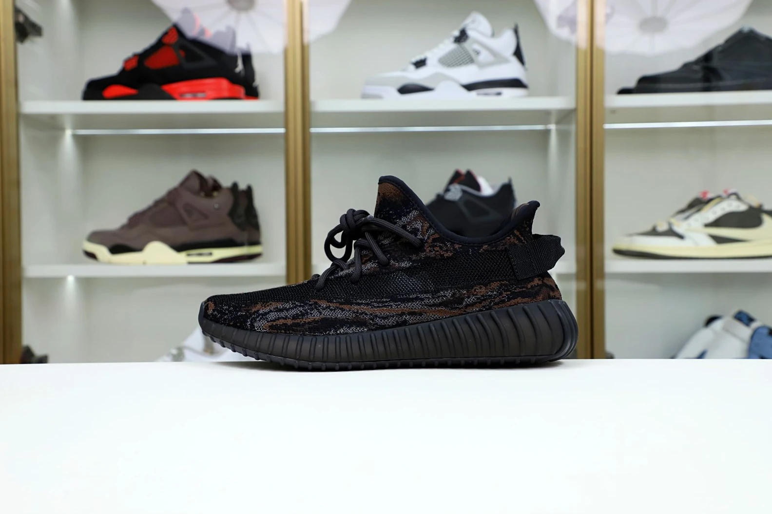 GoAnywhere Kimikick YEEZY BOOST 350 V2 MX ROCK 88