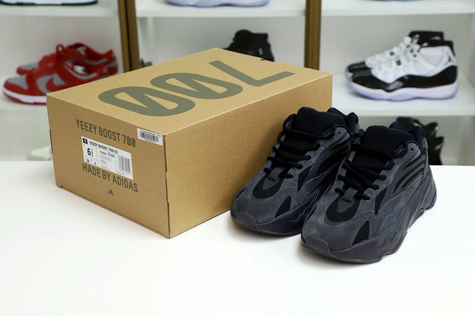 GoAnywhere Kimikick Yeezy Boost 700 V2 Vanta 46