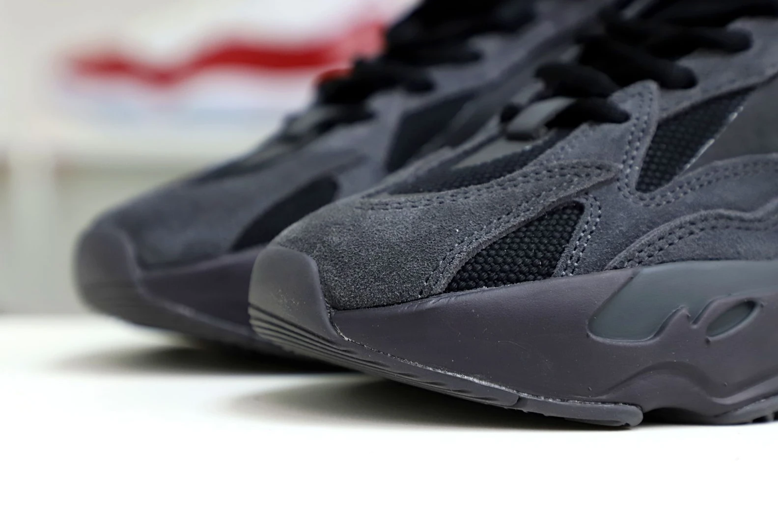 GoAnywhere Kimikick Yeezy Boost 700 V2 Vanta 46