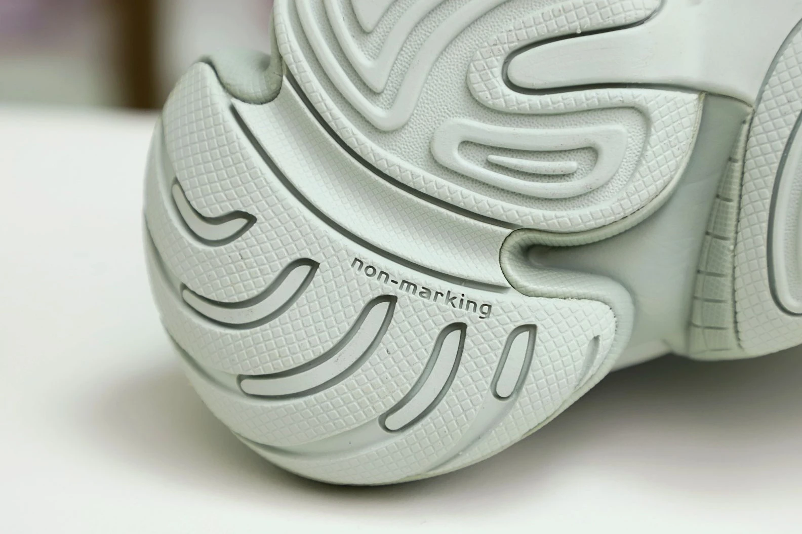 GoAnywhere Kimikick yeezy500 EE 22