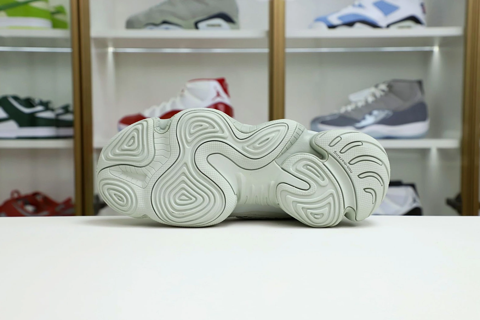 GoAnywhere Kimikick yeezy500 EE 22