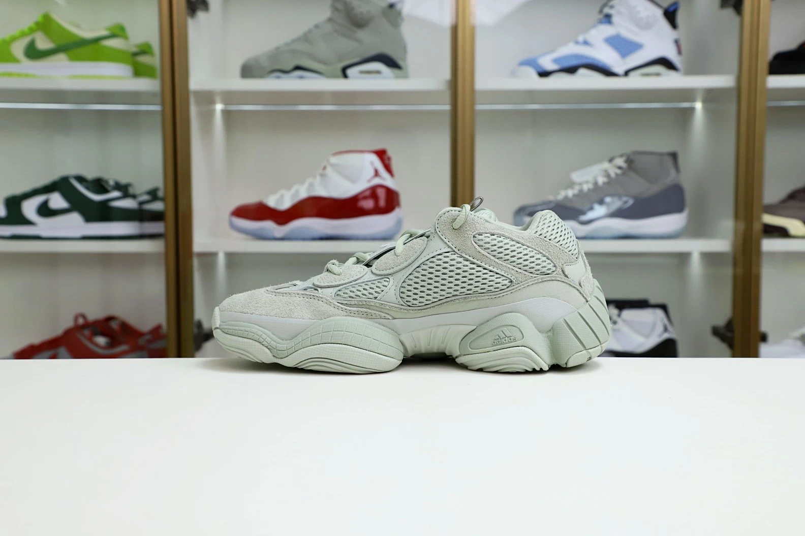 GoAnywhere Kimikick yeezy500 EE 22