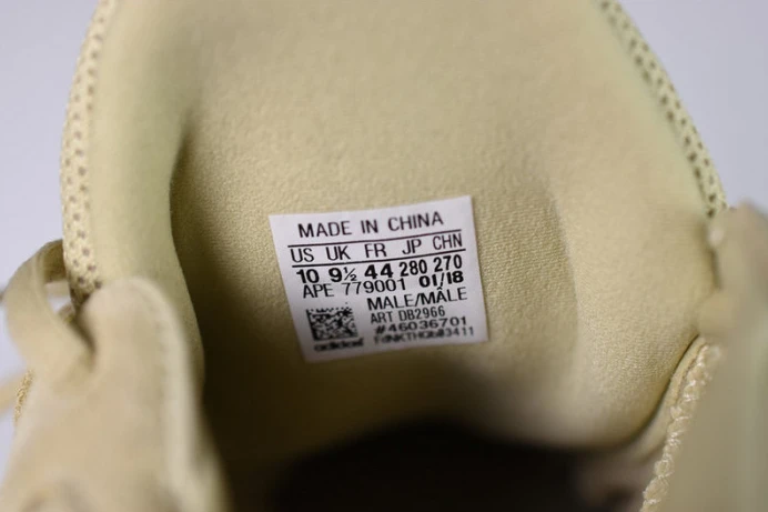 GoAnywhere ad*s yeezy 500 super moon yellow desert rat db 109