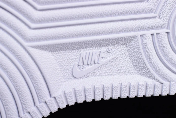 GoAnywhere air force 1 low utility white aj7747- 3025