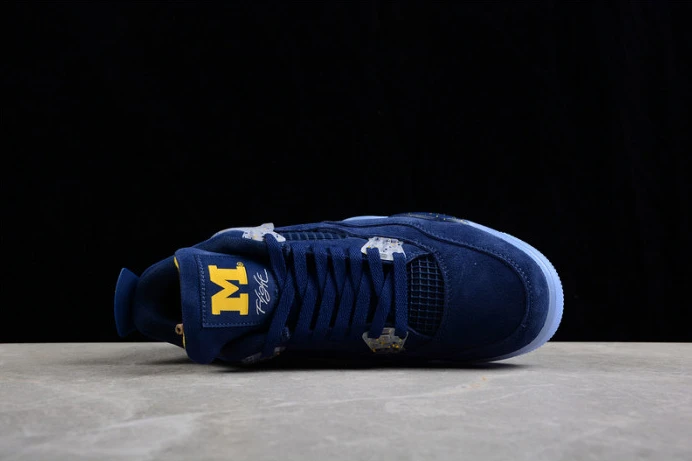 GoAnywhere air jordan 4 retro michigan (pe) aj4 1738