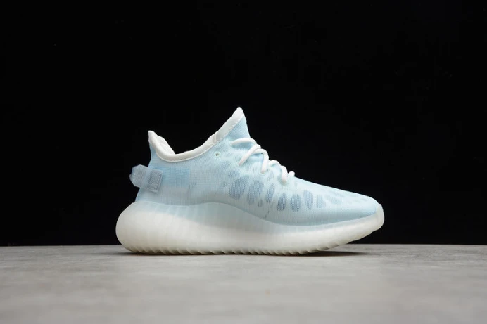 GoAnywhere kids ad*s yeezy boost 350 v2 mono ice gw 154