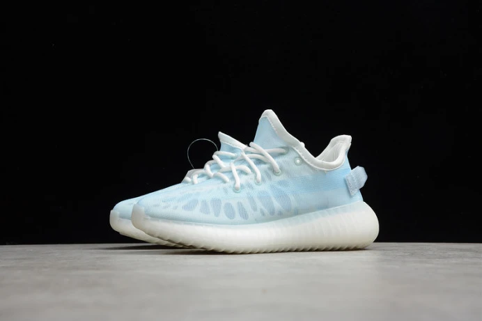 GoAnywhere kids ad*s yeezy boost 350 v2 mono ice gw 154