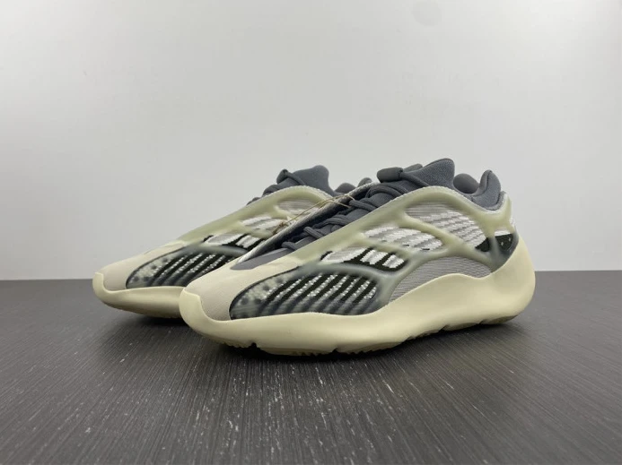 GoodFit Adidas Yeezy 700 V3 Fade Salt ID 360