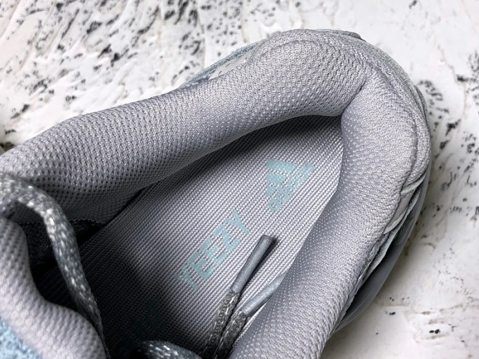 GoodFit Adidas Yeezy Boost 700 V2 'Inertia' FW 464