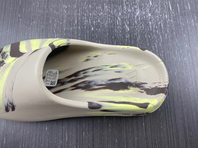 GoodFit Adidas Yeezy Slide FZ 384