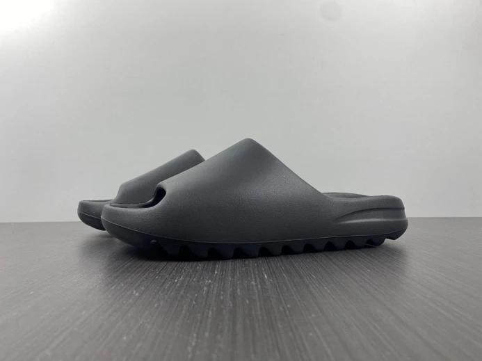 GoodFit Adidas Yeezy Slide Onyx HQ 406