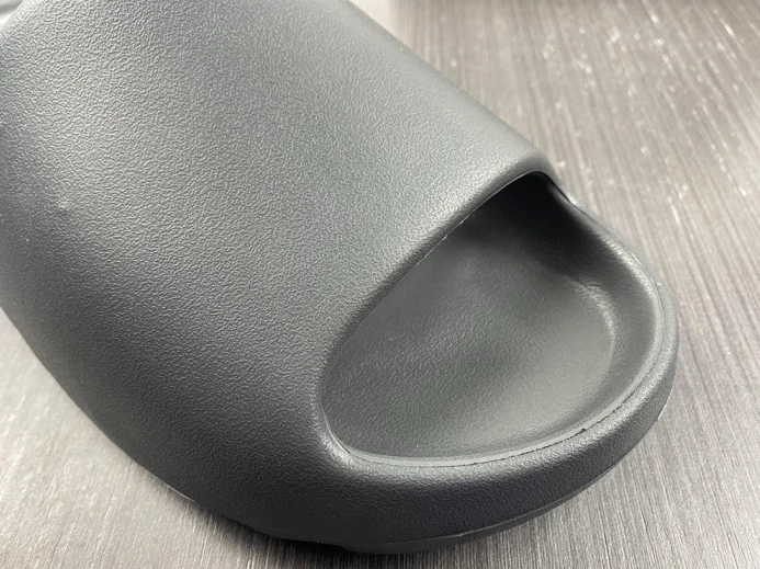 GoodFit Adidas Yeezy Slide Onyx HQ 406