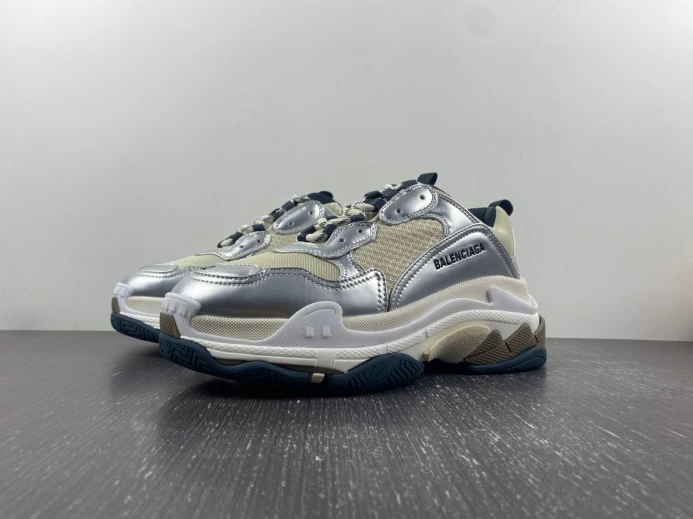 GoodFit BLCG TRIPLE S SNEAKER 524039 W2FS2 2351