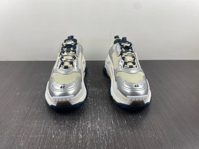 GoodFit BLCG TRIPLE S SNEAKER 524039 W2FS2 2351