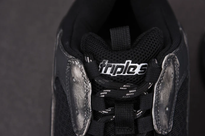 GoodFit BLCG TRIPLE SNEAKER 2504