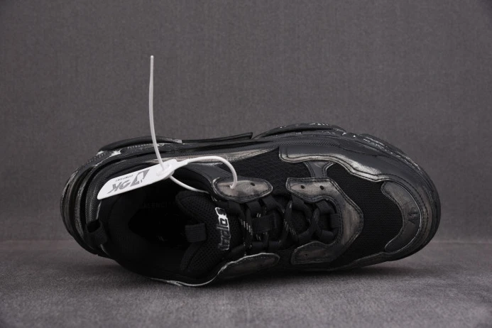 GoodFit BLCG TRIPLE SNEAKER 2504