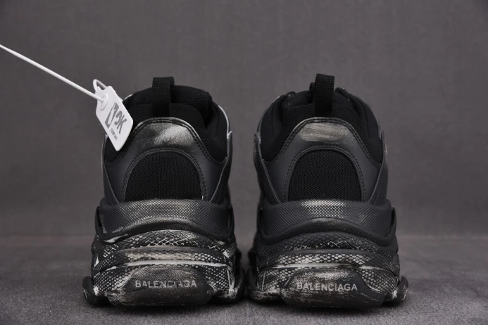 GoodFit BLCG TRIPLE SNEAKER 2504