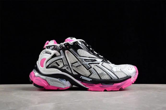 GoodFit Ba*len*cia*ga runner w3rbw 2341