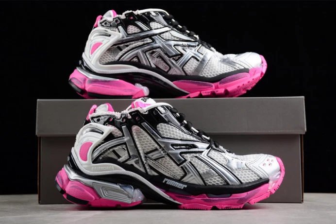 GoodFit Ba*len*cia*ga runner w3rbw 2341