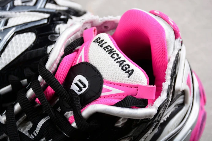 GoodFit Ba*len*cia*ga runner w3rbw 2341