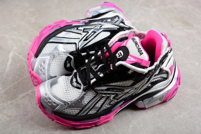 GoodFit Ba*len*cia*ga runner w3rbw 2341