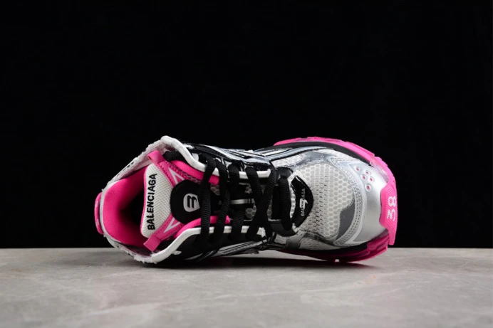 GoodFit Ba*len*cia*ga runner w3rbw 2341
