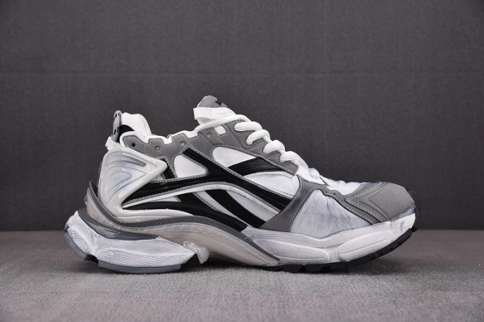 GoodFit Ba*len*cia*ga runner w3rny 2335
