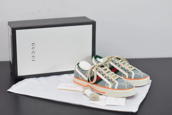 GoodFit GUCC RHYTON SNEAKER 196668 DRW00 2937