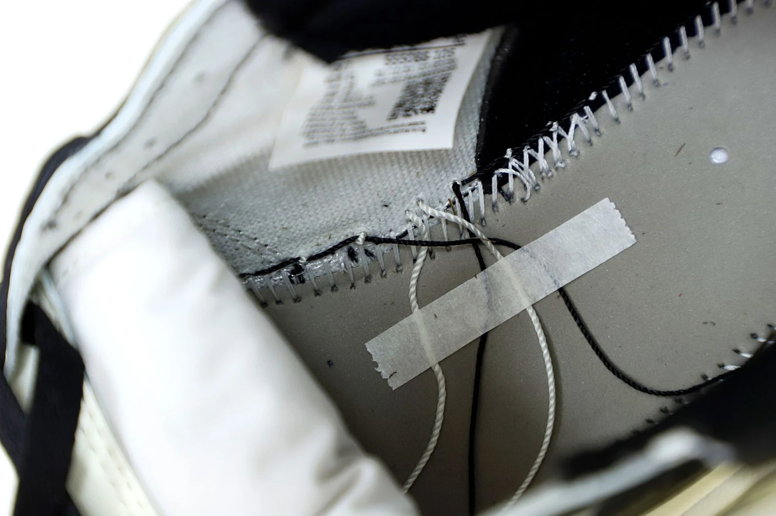 GoodFit Kimikick AIR JORDAN 1 RETRO HIGH OG 'DARK MOCHA' 2002