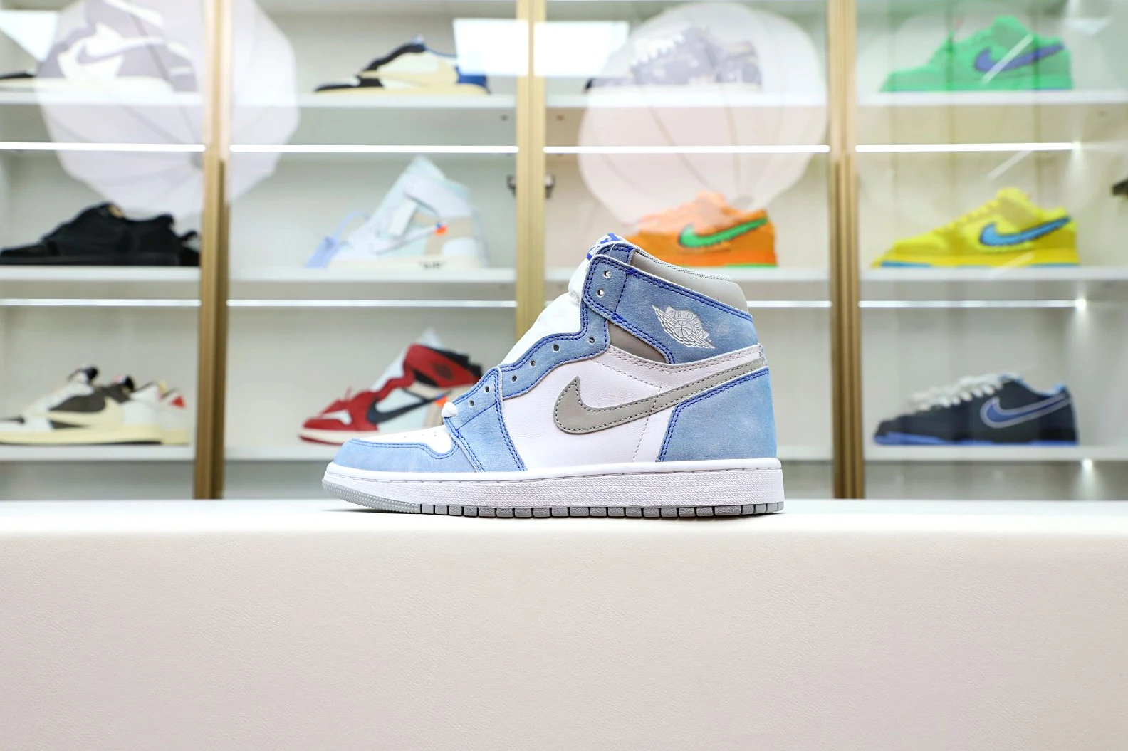 GoodFit Kimikick AIR JORDAN 1 RETRO HIGH OG 'HYPER ROYAL' 1985