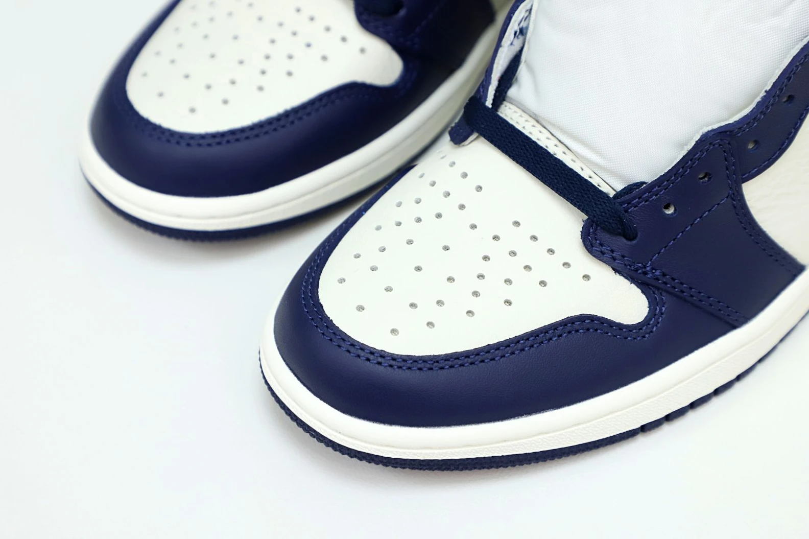 GoodFit Kimikick AIR JORDAN 1 RETRO HIGH OG 'OBSIDIAN' 2025