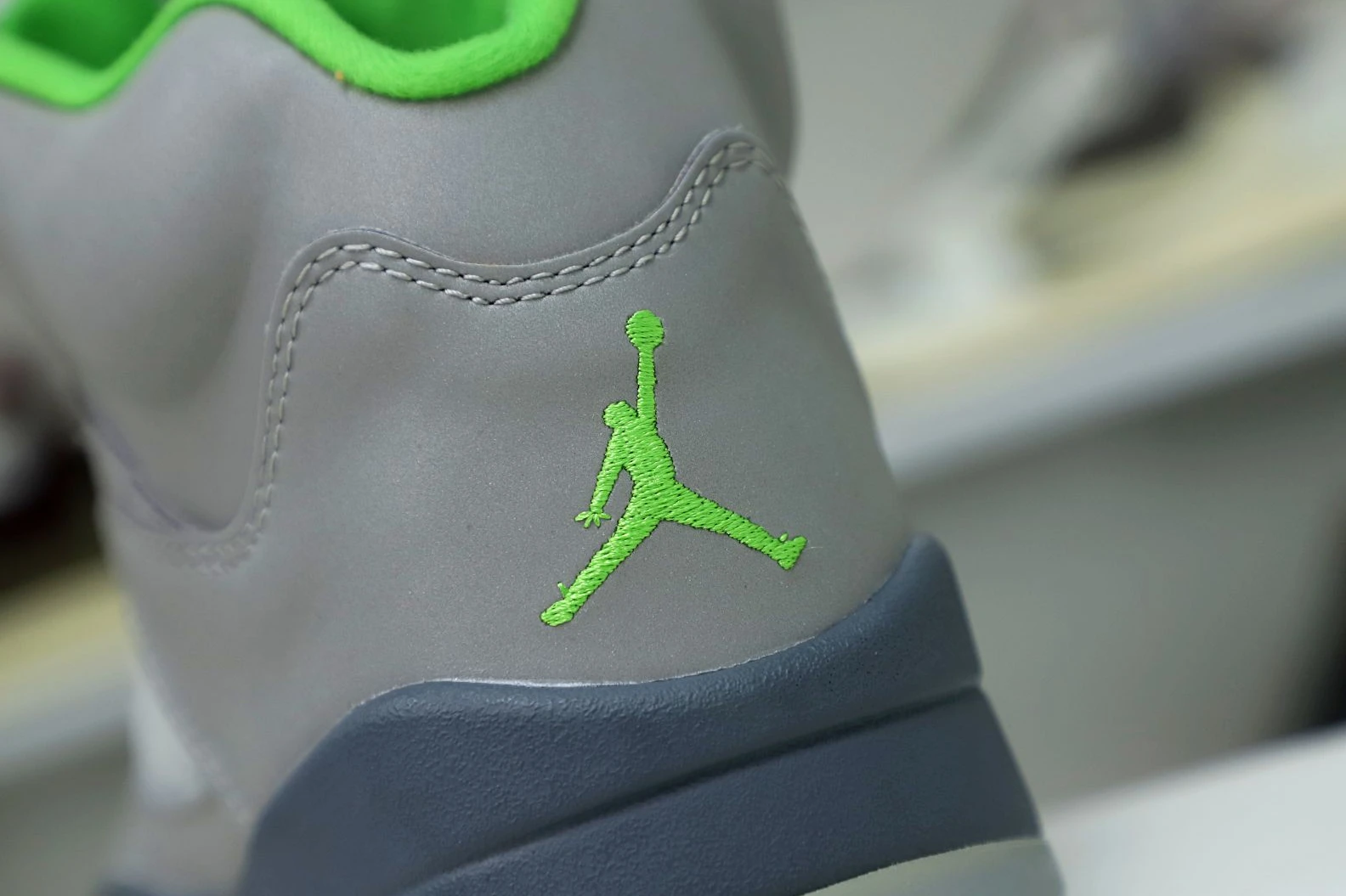 GoodFit Kimikick AIR JORDAN 5 RETRO 'GREEN BEAN' 1926