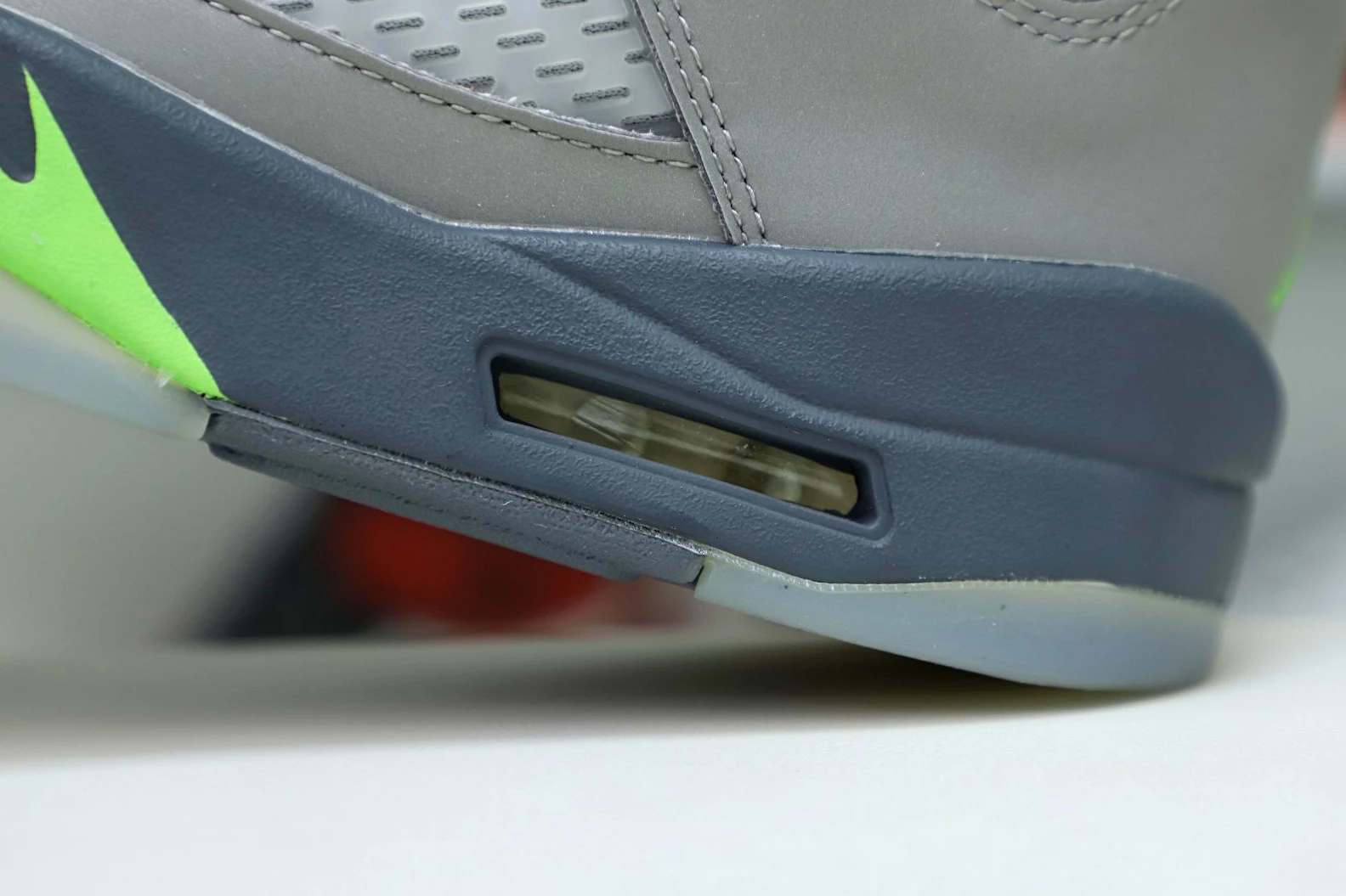 GoodFit Kimikick AIR JORDAN 5 RETRO 'GREEN BEAN' 1926