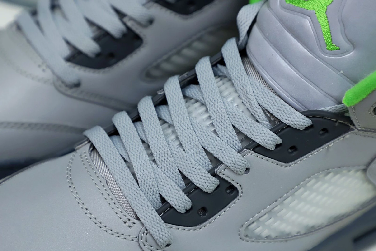 GoodFit Kimikick AIR JORDAN 5 RETRO 'GREEN BEAN' 1926