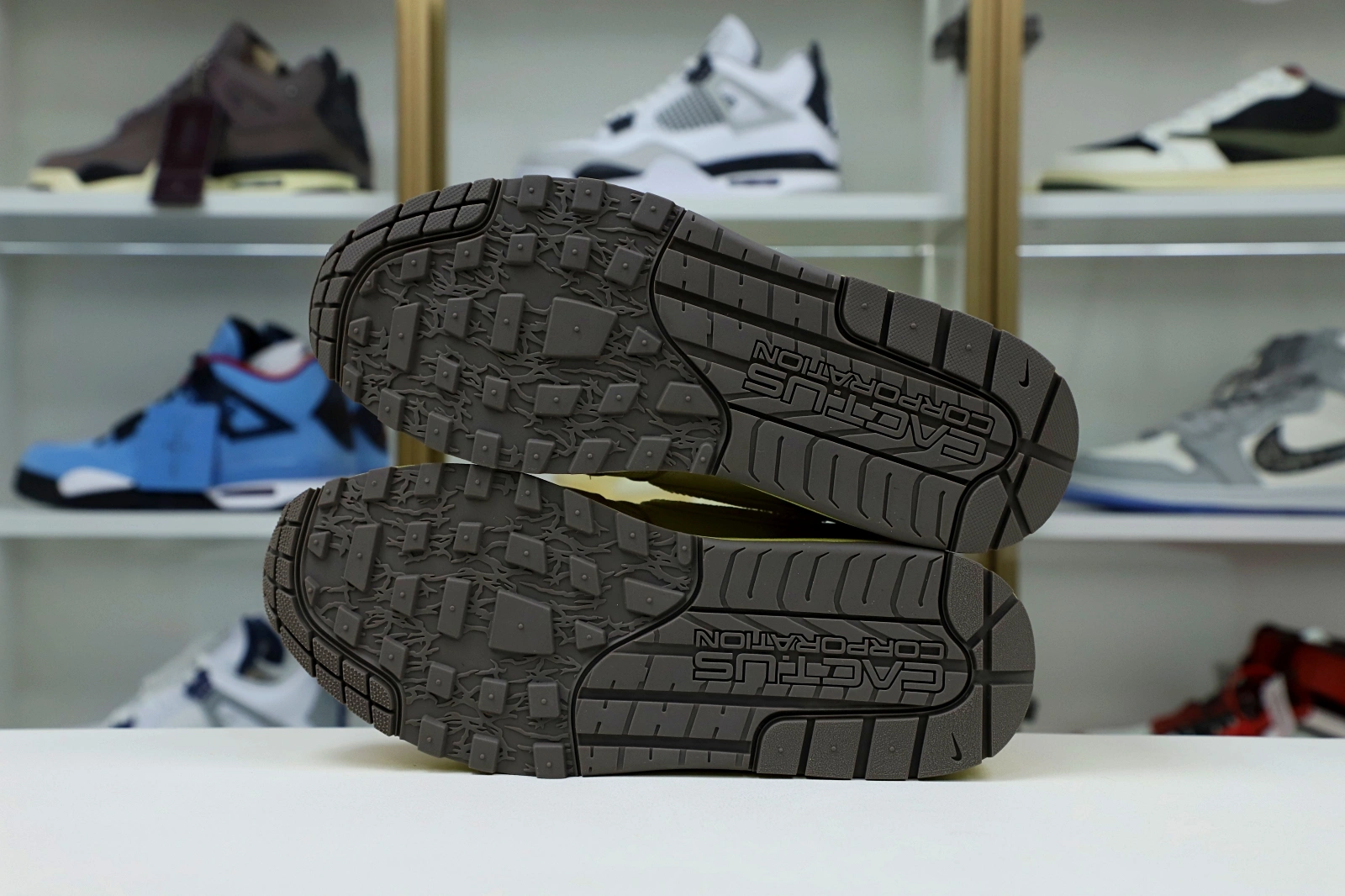 1st Kicks GoodFit Kimikick TRAVIS SCOTT X NIKE AIR MAX 1 WHEAT DO9392- 3478