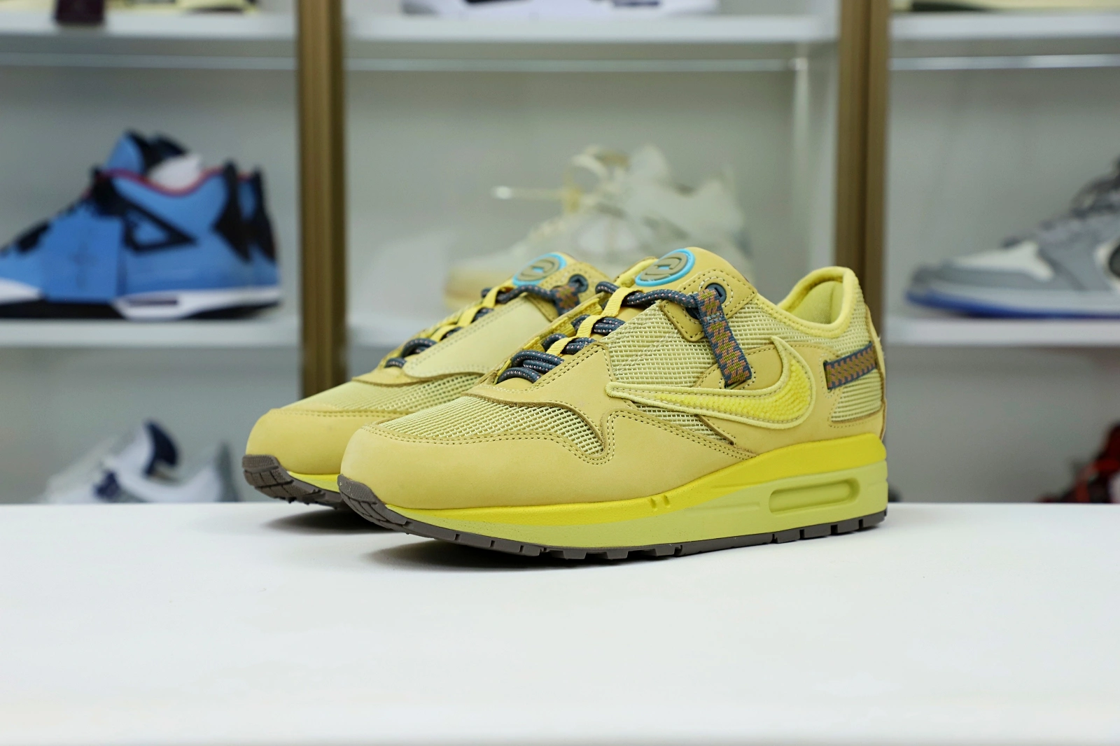 1st Kicks GoodFit Kimikick TRAVIS SCOTT X NIKE AIR MAX 1 WHEAT DO9392- 3478