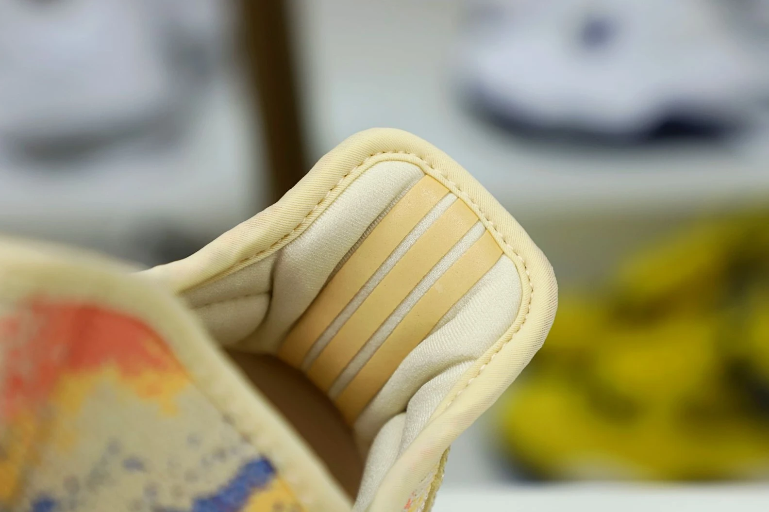 GoodFit Kimikick YEEZY BOOST 350 V2 'MX OAT' 39