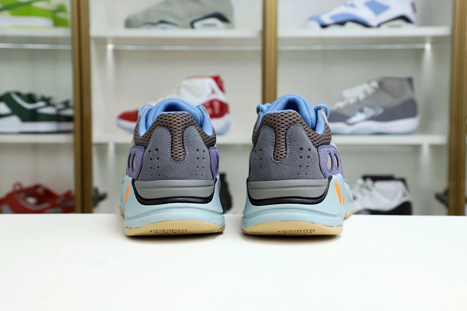 GoodFit Kimikick YEEZY BOOST 700 'CARBON BLUE' 41