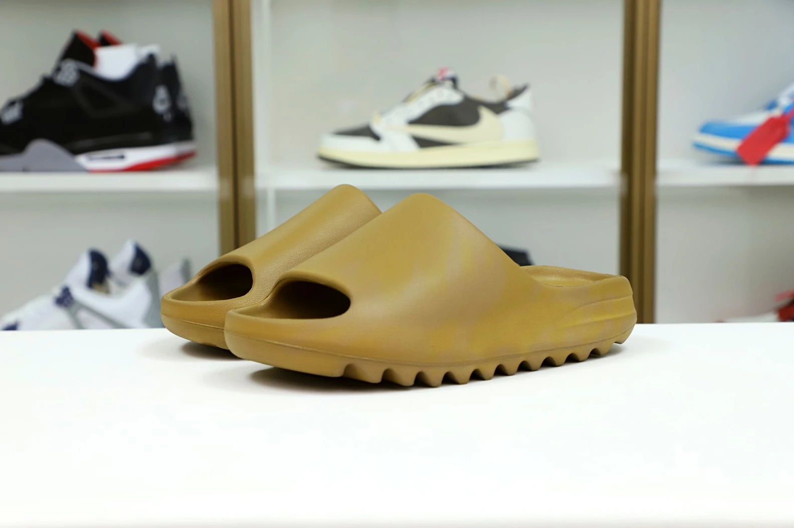 GoodFit Kimikick YEEZY SLIDES GW 51