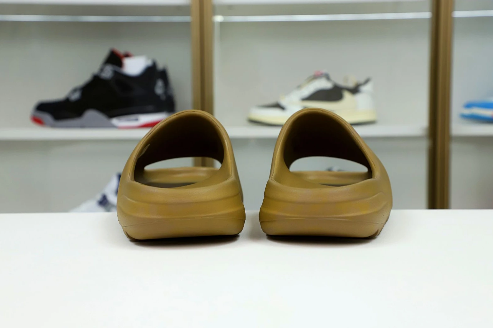 GoodFit Kimikick YEEZY SLIDES GW 51