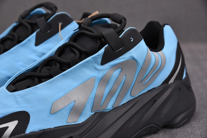 GoodFit ad*s boost yeezy 700 mnvn “bright cyan” gz 180