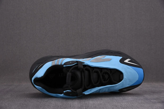 GoodFit ad*s boost yeezy 700 mnvn “bright cyan” gz 180