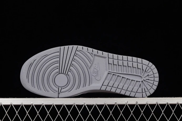 GoodFit air jordan 1 high og “stealth” 555088- 1657