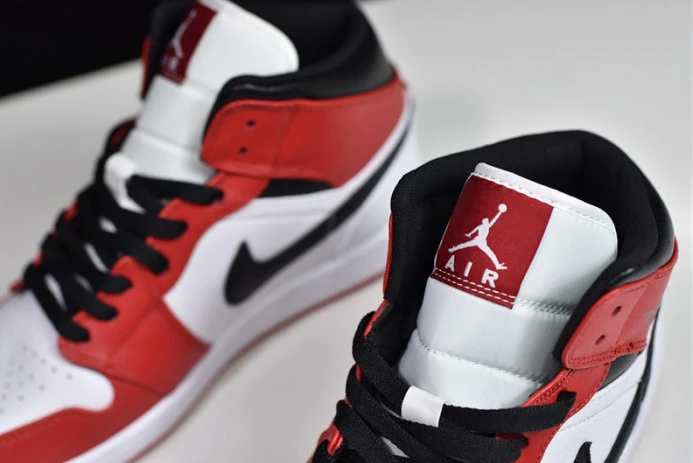 GoodFit air jordan 1 mid chicago 554724- 1220