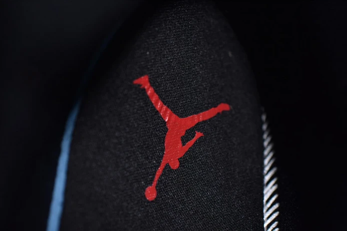 GoodFit air jordan 1 mid chicago 554724- 1220