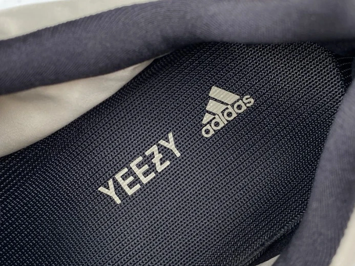 HighQuality Adidas Yeezy Boost 700 MNVN Bone FY 477