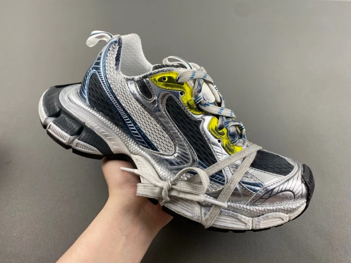 HighQuality BLCG 3XL SNEAKER 734731 W3XL5 2446