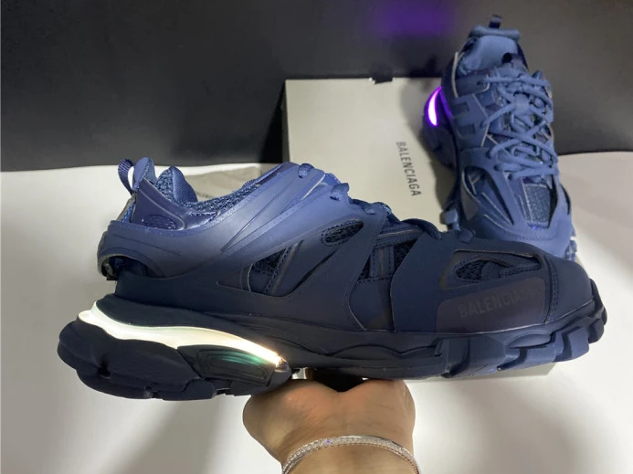 HighQuality BLCG Track Sneaker 542023 W2LA1 2597